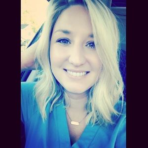 🎀MEET YOUR POSHER